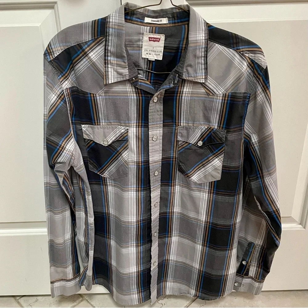 Levi’s Men’s Plaid Pearl Snap Regular Fit Long Sleeve Western Shirt Country